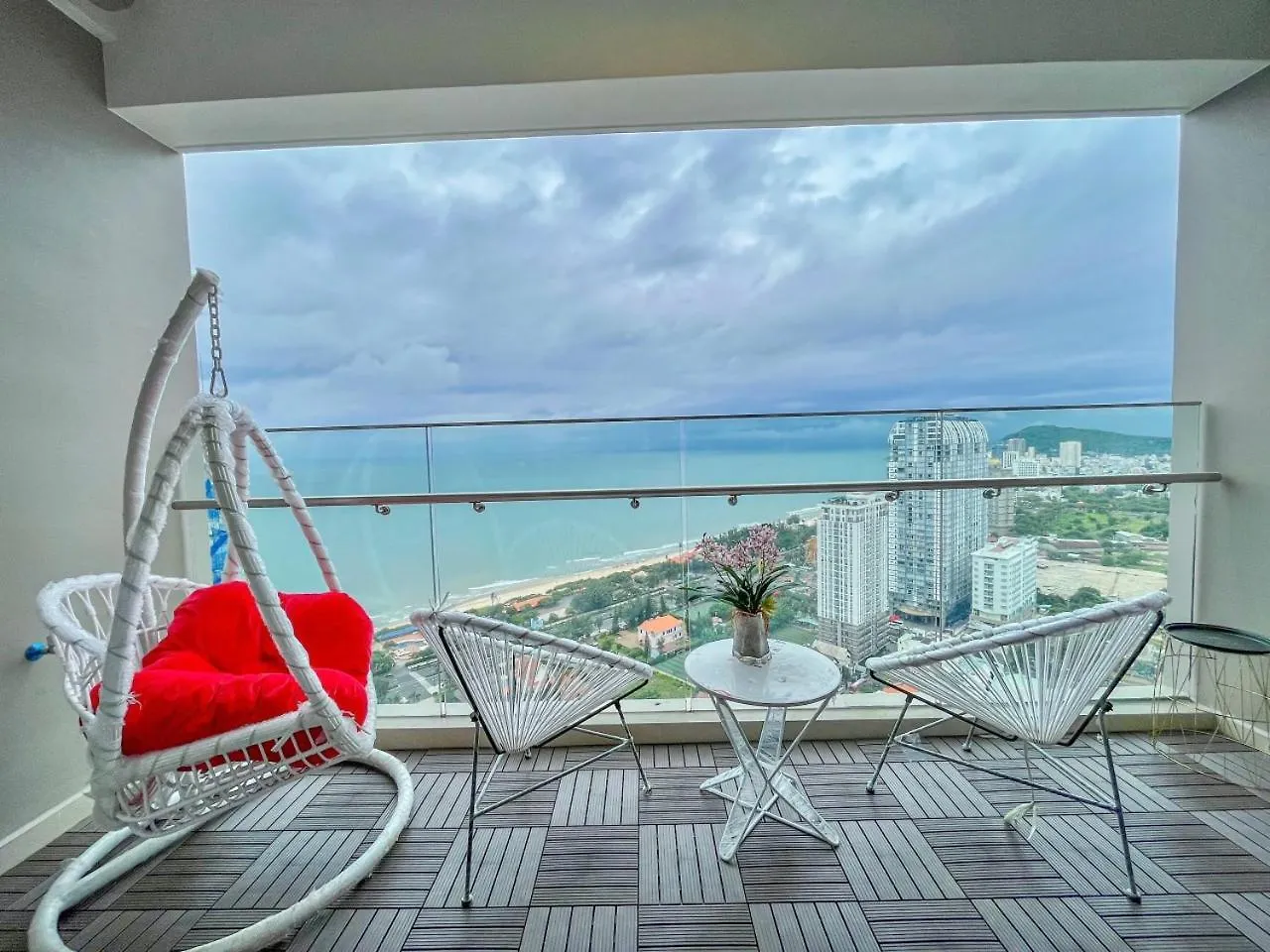 Aparthotel The Song Luxury Apartment By Lisa House Vung Tau Vietnam