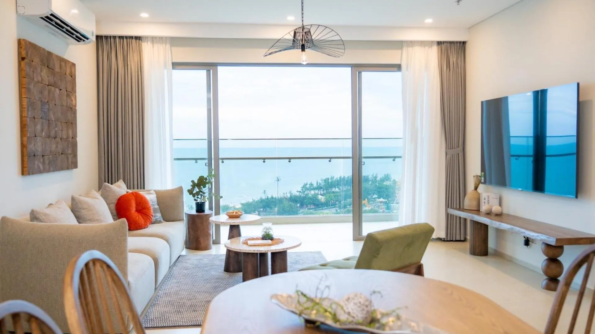 Aparthotel The Song Luxury Apartment By Lisa House Vung Tau
